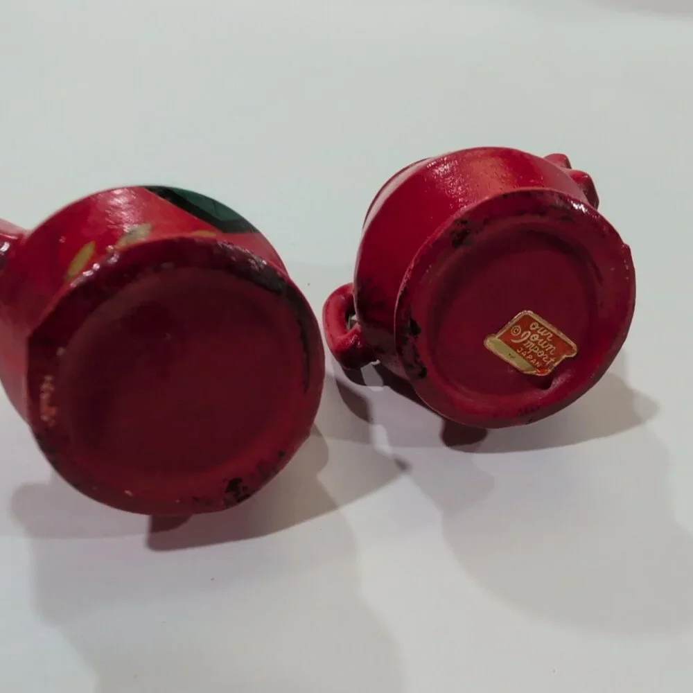 Vintage Our Own Import Red Tiny Chalkware Tea Pots | Knick Knacks | Doll Sized - Picture 8 of 8